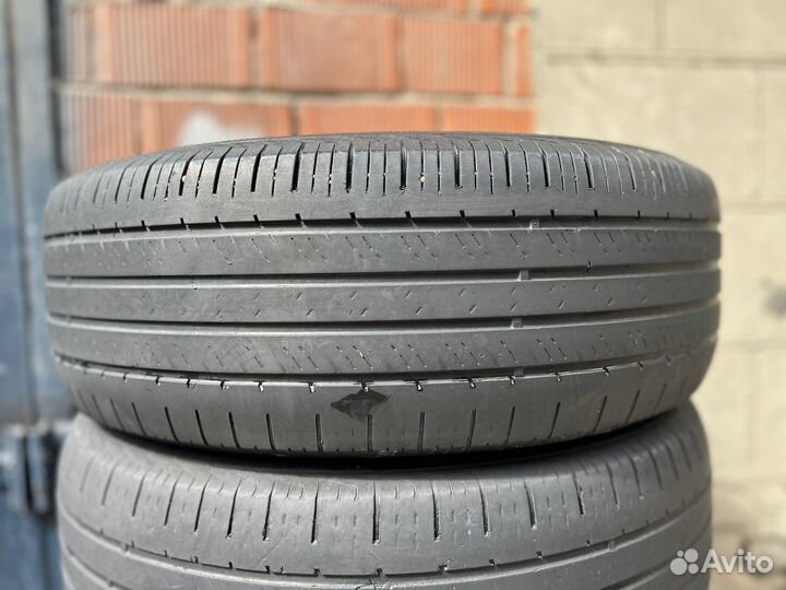 Hankook Dynapro HP2 RA33 235/65 R17 108V