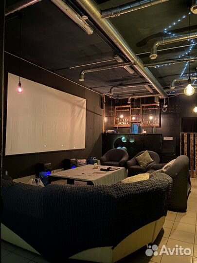 Действующая кальянная, лаундж бар