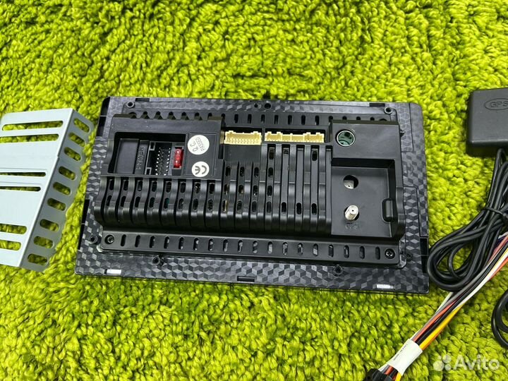 Автомагнитола, диагональ: 7