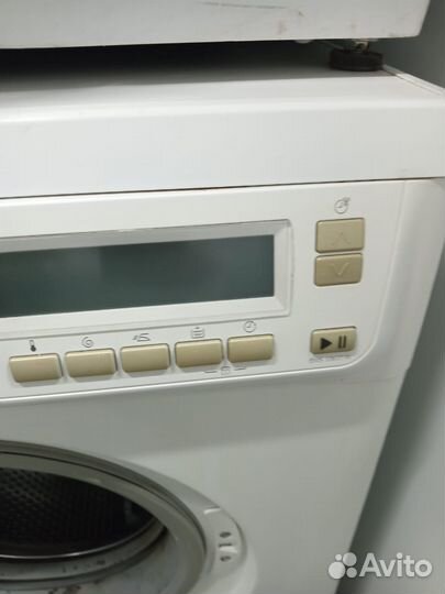 Стиральная машина Electrolux с гарантией. Привезём
