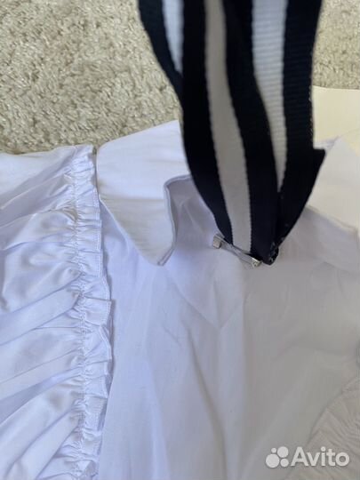 Новые школьные блузки в ассортименте