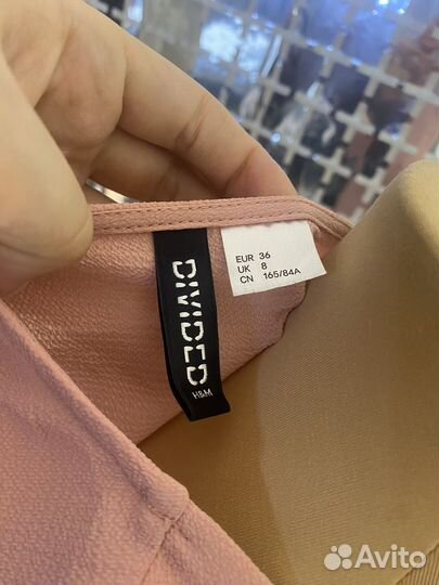 Платье 42/44 нежно розовое h&m