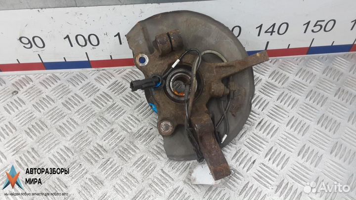 Ступица передняя левая Mitsubishi Outlander 2 2007