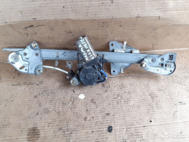 Стеклоподъёмник передний левый и прав Мазда 626 ге