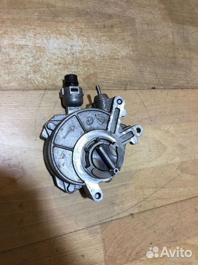 Насос вакуумный Bmw X5 F15