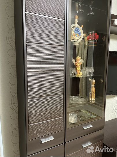 Стенка в гостиную