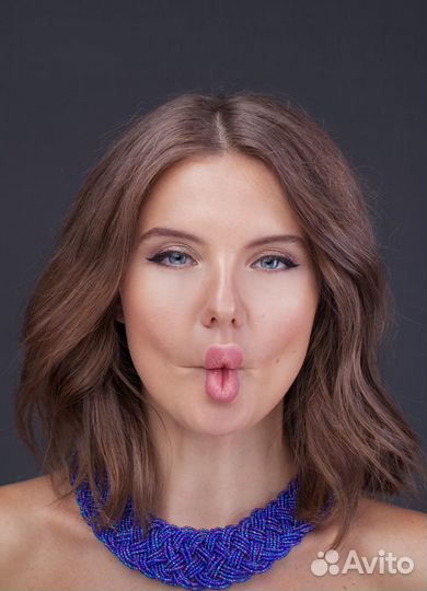 Колье (цвета в ассортементе)
