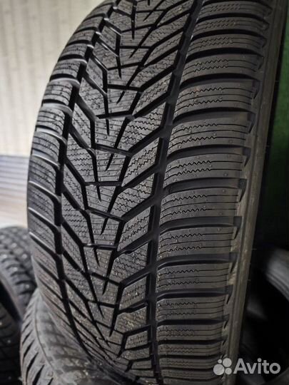 Hankook Winter I'Cept Evo 3 X W330A 265/40 R22 106W