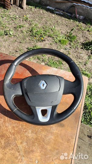 Руль от Рено Fluence