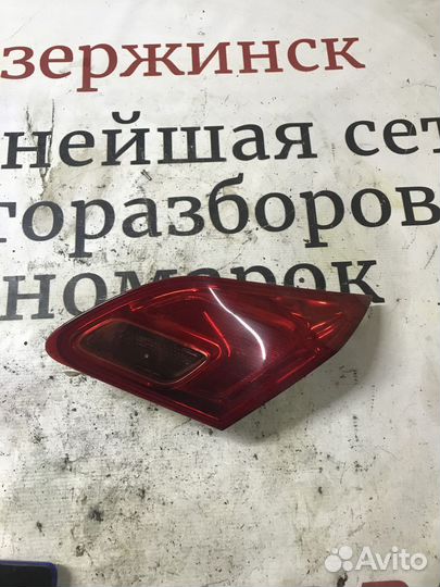Фонарь задний внутренний правый Opel Astra