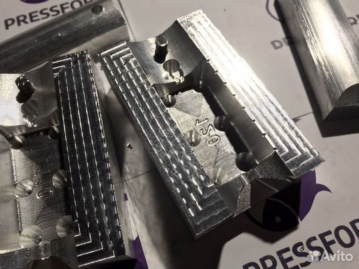 Форма чпу для литья кормушек (Вампир)