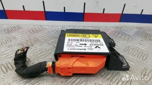 Блок управления airbag dacia duster 1 (9KR02OQ01)