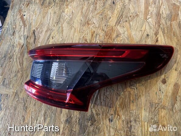 Фонарь задний правый Nissan Qashqai J11