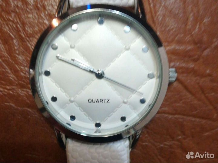 Часы наручные