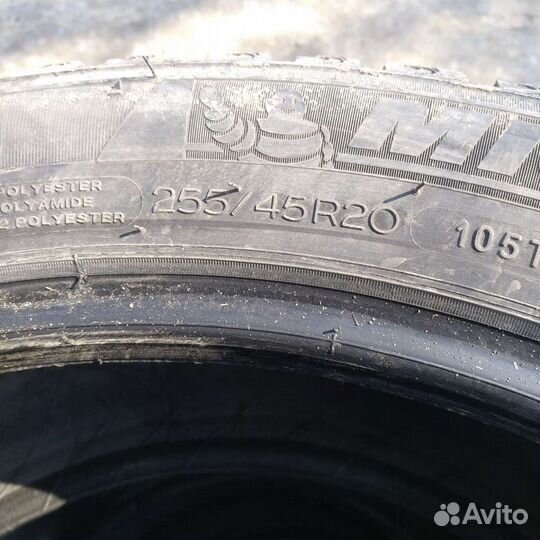 Michelin Latitude X-Ice North 255/45 R20 и 275/40 R20 105T