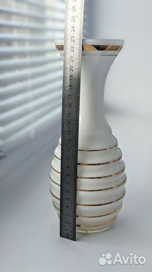 Ваза молочное стекло СССР