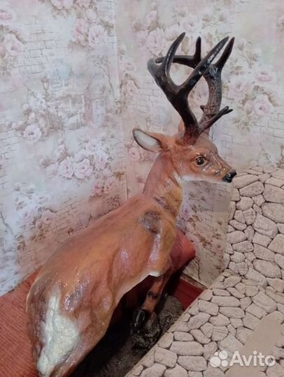 Керамическая статуя 