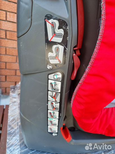 Автомобильное детское от 9 до 18 кг