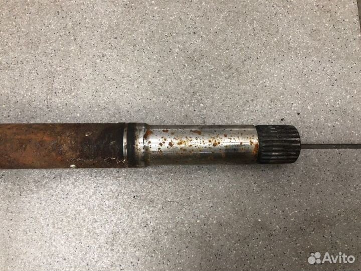 Привод передний правый Peugeot 3008 минивэн 1.6