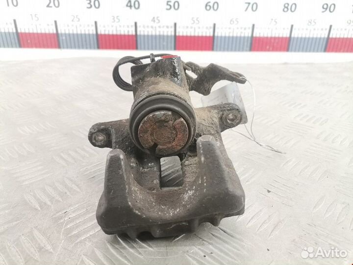 Суппорт задний левый для Volkswagen Passat 5