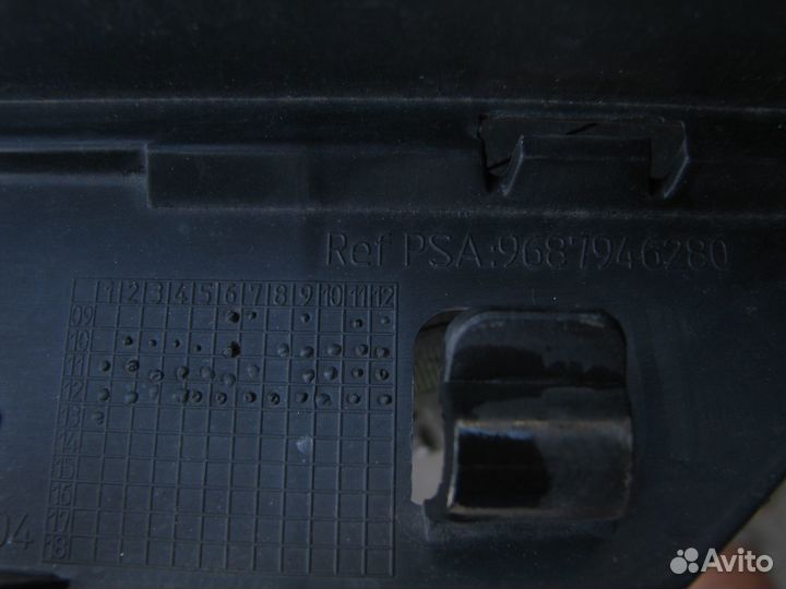 Citroen C4 Решетка радиаторов 2010+