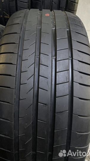 Bridgestone Alenza 001 265/45 R21