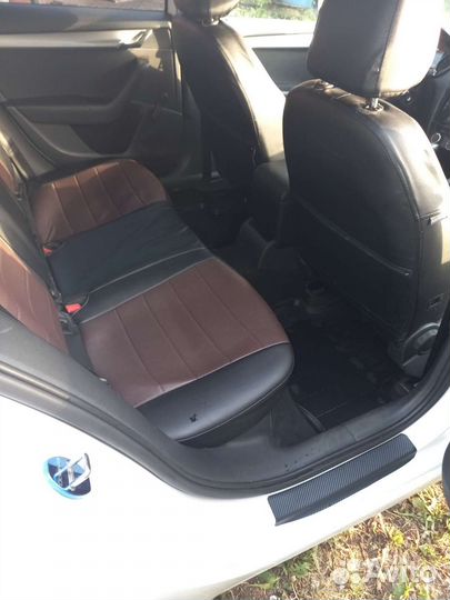 Skoda Octavia 1.6 AT, 2015, 462 000 км