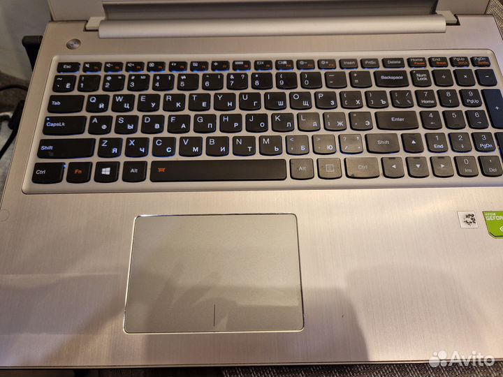 Ноутбук lenovo