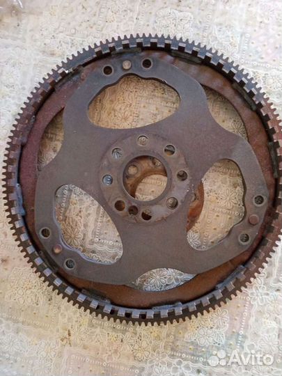 Мерседес 210 маховик 111 0300712