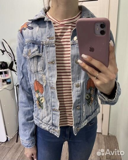Джинсовая куртка