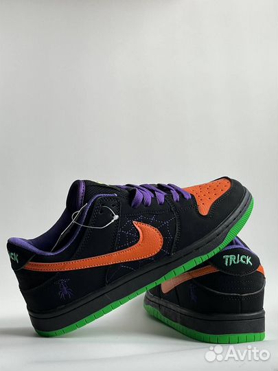 Кросcoвки Nike SB Dunk Low Night of Mischief Hallo