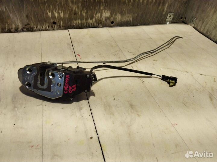 Замок двери задней левой Hyundai-Kia Spectra