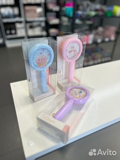 Детская расческа с цветными шариками