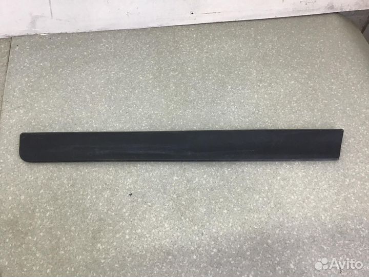 Накладка двери задней правой Nissan X-Trail (T32)