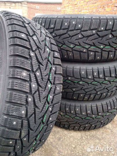 Nokian Tyres Nordman 7 SUV 215/65 R16 102T