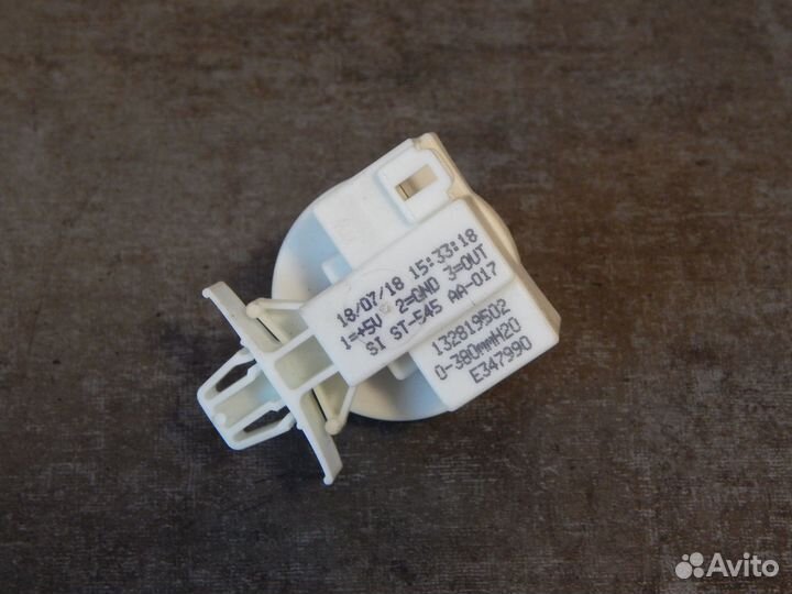 Датчик уровня воды (прессостат) ст.машины Zanussi