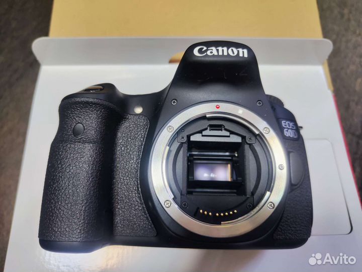 Фотоаппарат зеркальный Canon EOS 60D