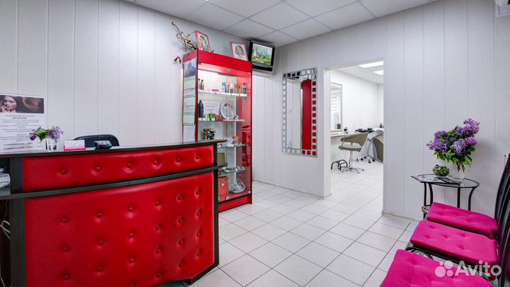 Сдам в аренду кресло в салоне красоты