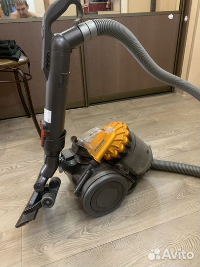 Пылесос Dyson DC22
