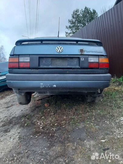 Заднии бампер на фольксваген пассат б3