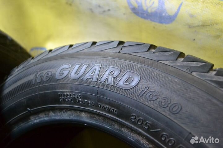 Yokohama Ice Guard IG30 205/60 R16
