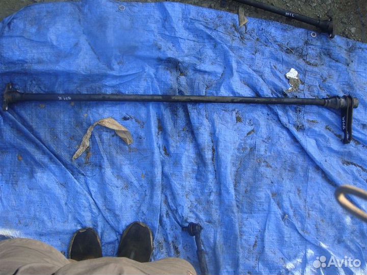 Торсион правый Mitsubishi Pajero V11V 1996