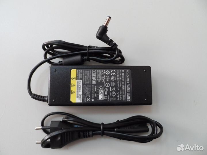 Блок питания Fujitsu Siemens 19V 4.22A 5.5x2.5