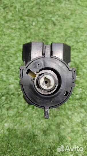 Замок зажигания BMW X3 (E83) 2004