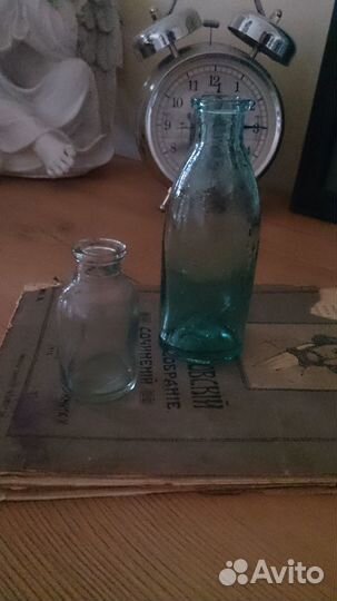 Старинные маленькие бутылочки