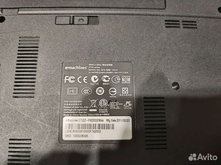 Ноутбук Emachines e725