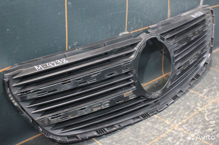 Решетка радиатора -Mercedes-Benz Vito W447