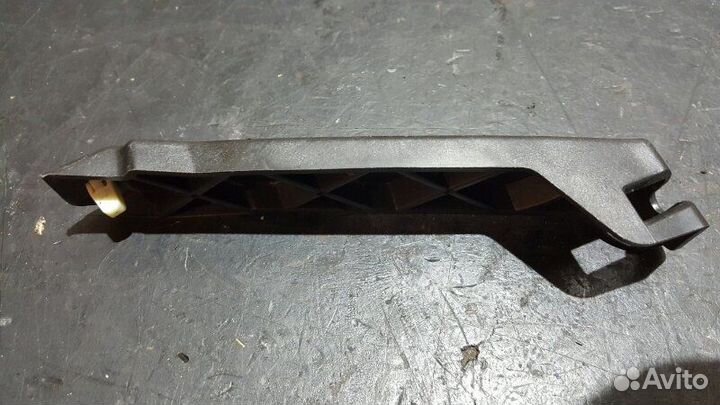 Кронштейн бампера задний левый Porsche Cayenne 958