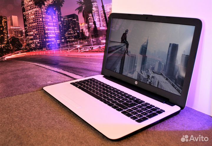 Красивый ноутбук Hp для работы и дома