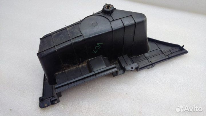 Ящик для инструментов правый Lexus Rx300 MCU35